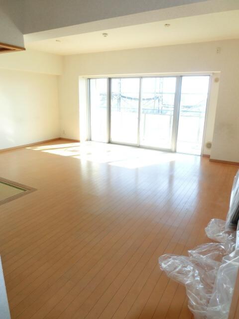 リーベスト東中山の物件内観写真