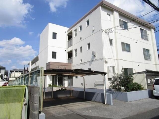 USパレスIIの物件外観写真