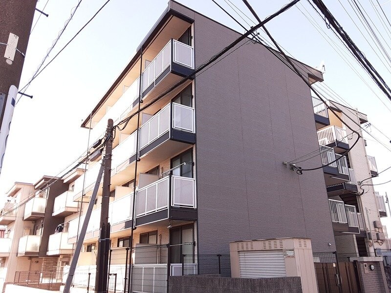 フローラ西船の物件外観写真