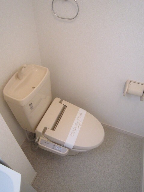 ヴェリナ・フォーの物件内観写真