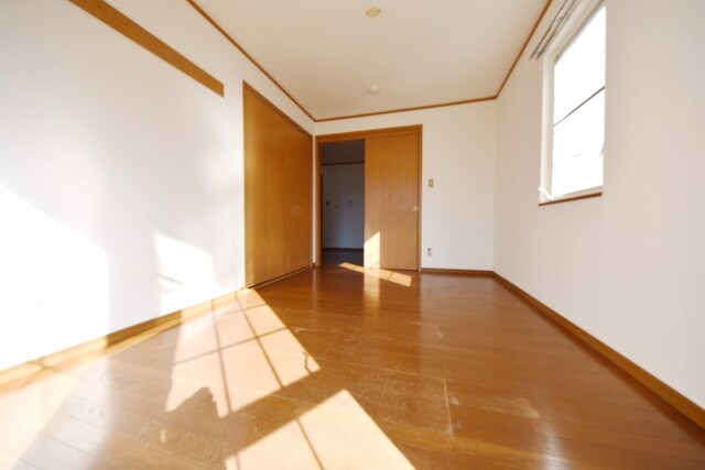 フラット花井弐番館の物件内観写真