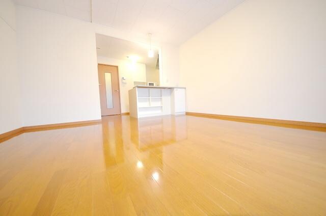 レオネクストシャルムコートの物件内観写真