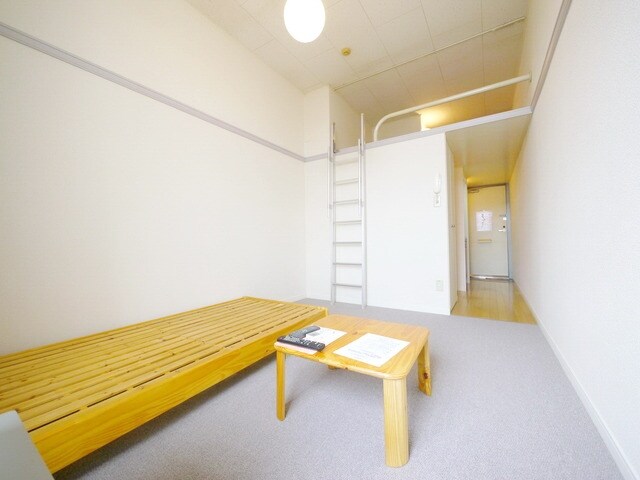 レオパレスヴィラ南平台 20715の物件内観写真