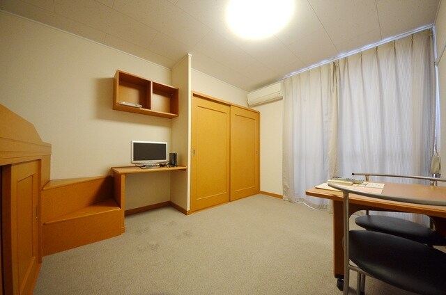 レオパレスMの物件内観写真