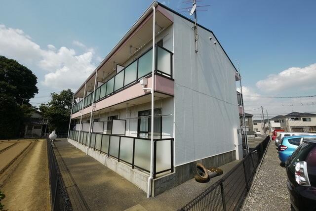 稲荷ハイツの物件外観写真