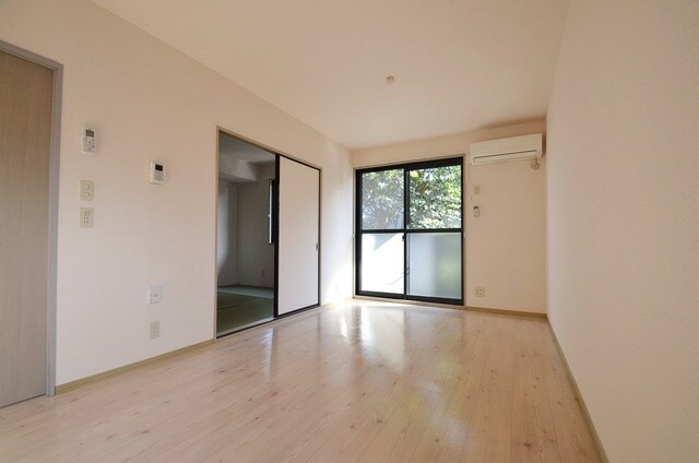 メゾンドール 弐番館の物件内観写真