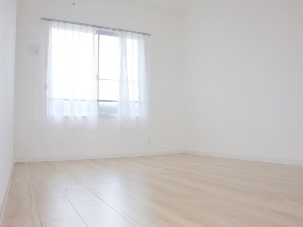 セレーノ大宮D棟の物件内観写真