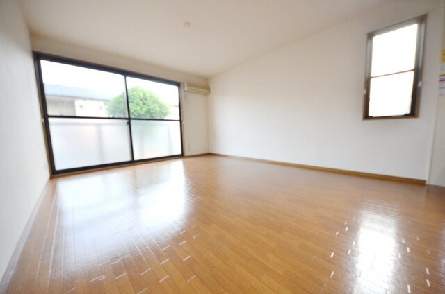 ハイツサンバレーの物件内観写真