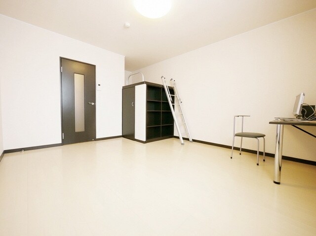 レオネクスト泉の物件内観写真