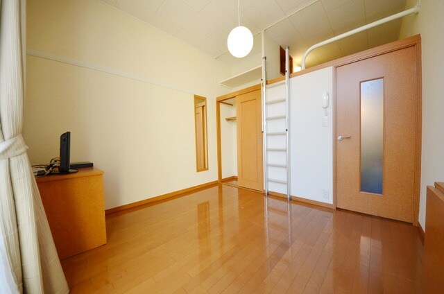 レオパレスパインズ2号の物件内観写真