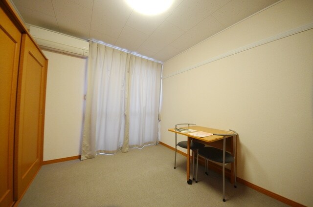 レオパレスMの物件内観写真