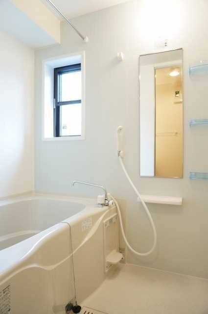 エテルノ ブリ-ズ IIの物件内観写真