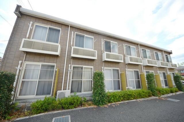 レオパレスマシューIの物件外観写真