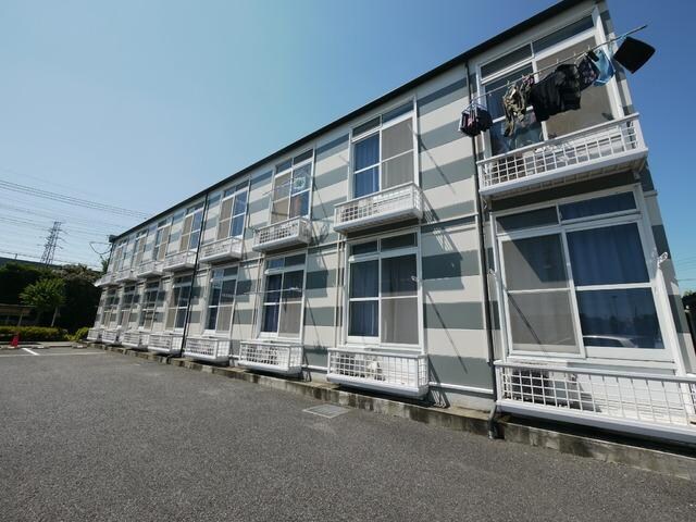 レオパレス原市壱番館の物件外観写真