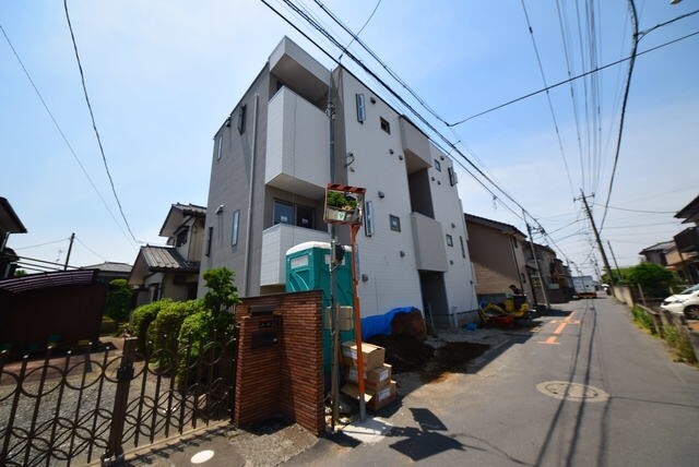 CB蓮田リーリエの物件外観写真