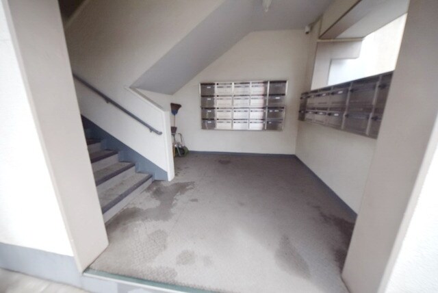 上尾根貝戸団地8号棟の物件内観写真