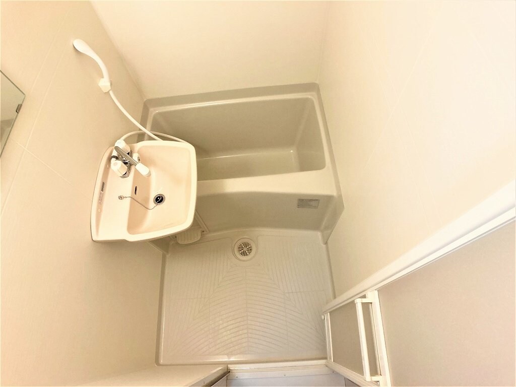 レオパレスエミールプラザの物件内観写真