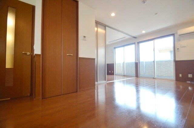 グランシャリオDの物件内観写真