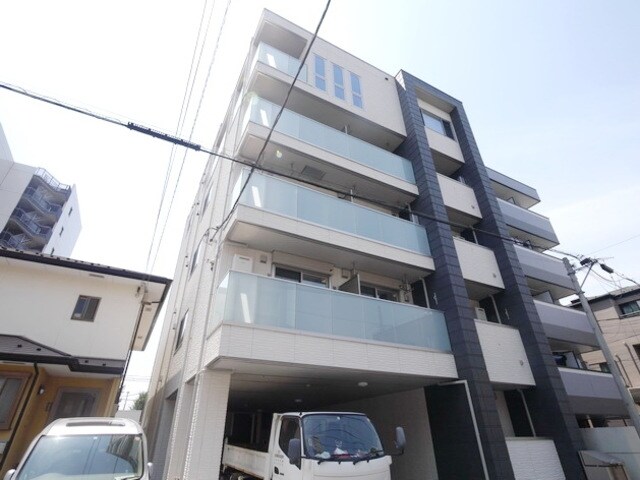 インコントリの物件外観写真