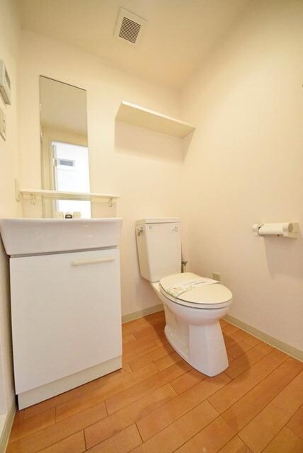 デザイナーズハウス燦の物件内観写真