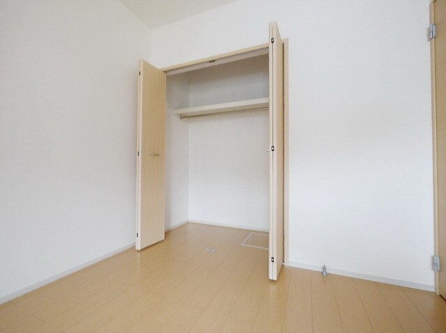 エミナンス南町の物件内観写真