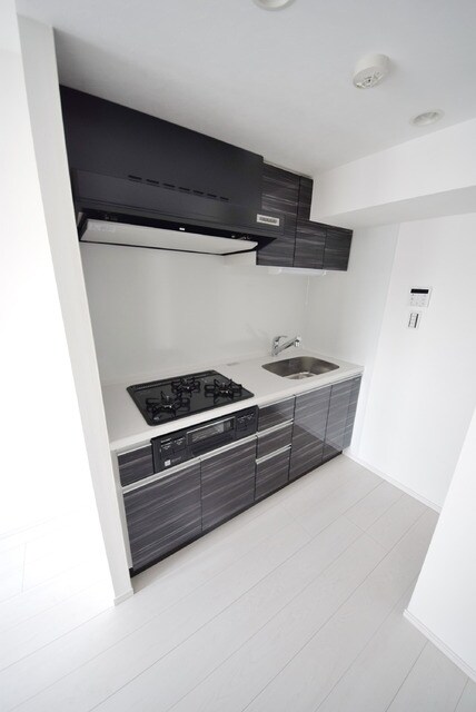 エストゥルース入谷の物件内観写真