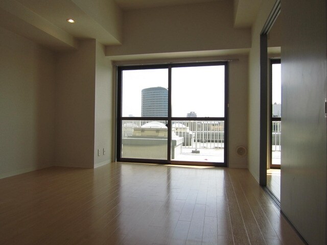 コロネード春日の物件内観写真