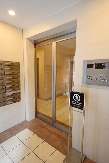 アイルプレミアム千駄木の物件内観写真