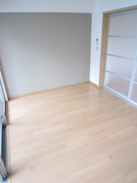 セルティスコートの物件内観写真