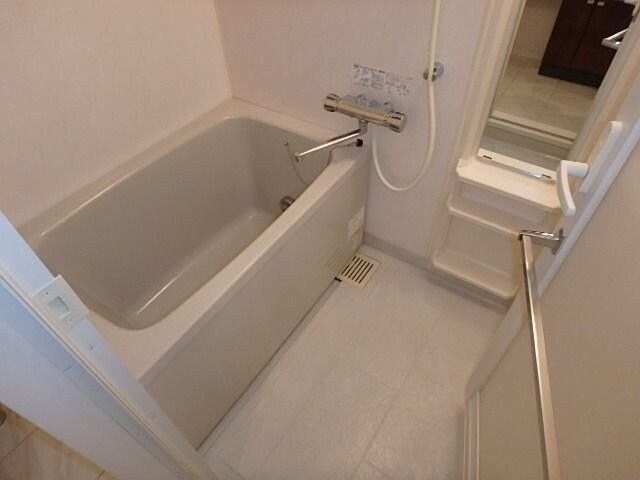 ファーストリアルタワー新宿の物件内観写真