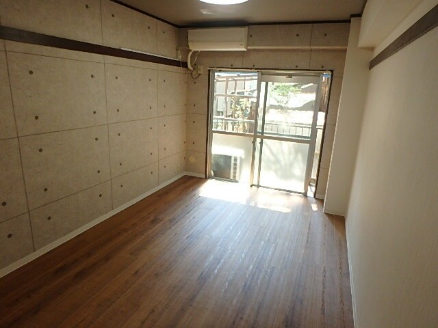 クレストコートの物件内観写真