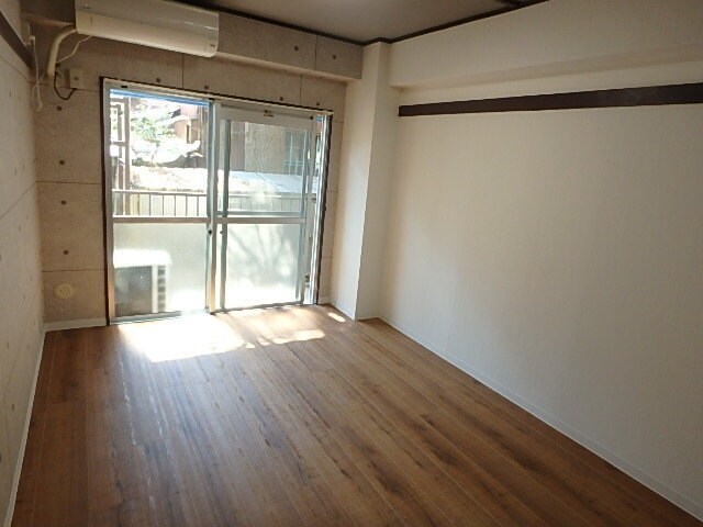 クレストコートの物件内観写真