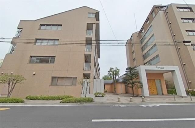 ゼフィルスB棟の物件外観写真