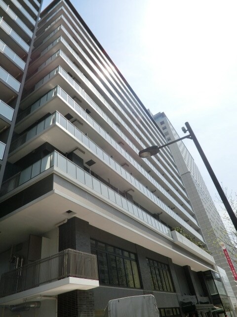 コンフォリア東新宿ステーションフロントの物件外観写真