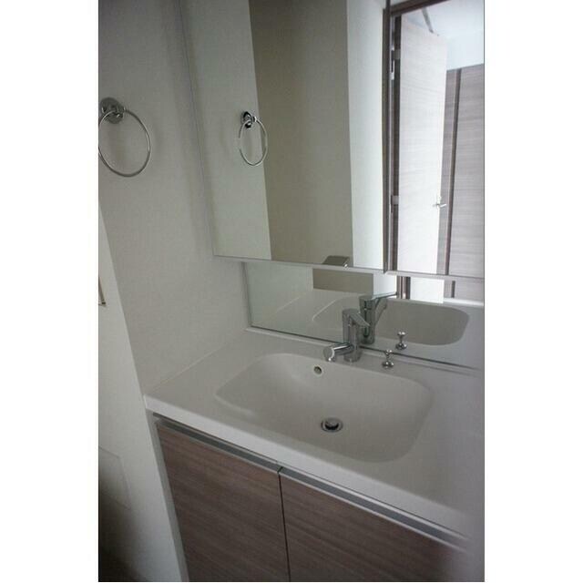 コンフォリア東新宿ステーションフロントの物件内観写真