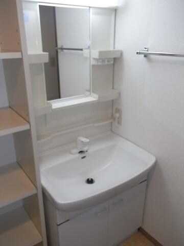 ドエル新都の物件内観写真