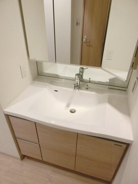 スプレスター上野根岸の物件内観写真