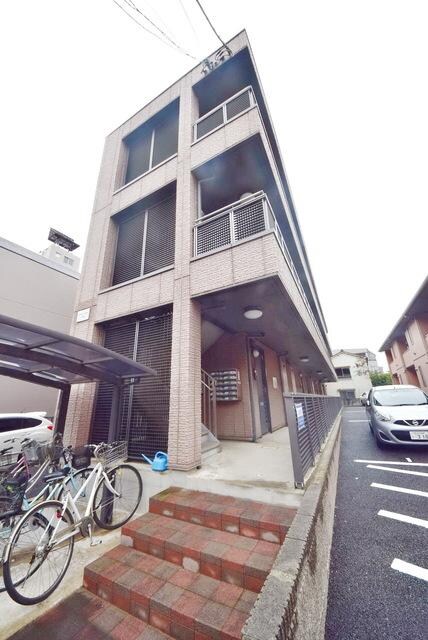 ガーデンスクエア梅島の物件外観写真