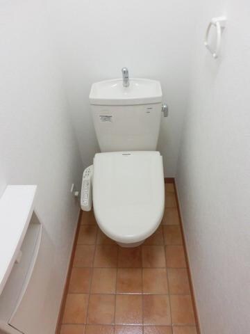 アーバングレース参番館の物件内観写真