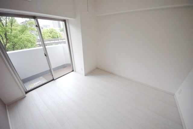 ライジングプレイス綾瀬三番館の物件内観写真