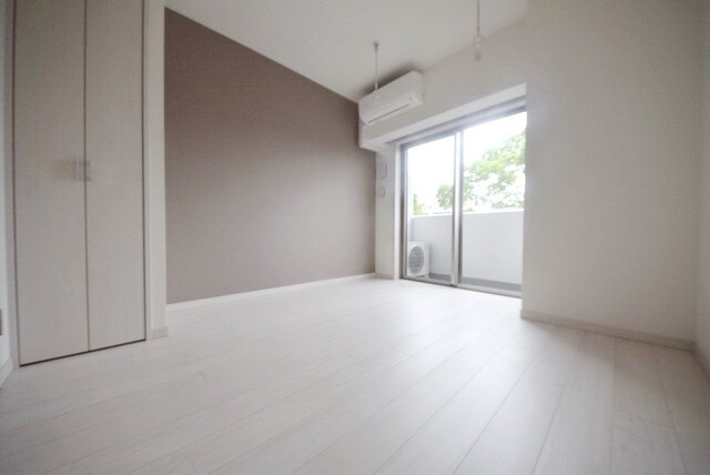 ライジングプレイス綾瀬三番館の物件内観写真