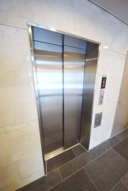 ライジングプレイス綾瀬三番館の物件内観写真