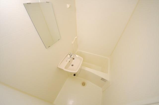 レオパレスブルーメン東川口の物件内観写真