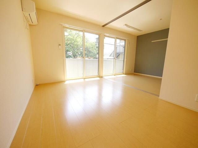 ロブレコートの物件内観写真