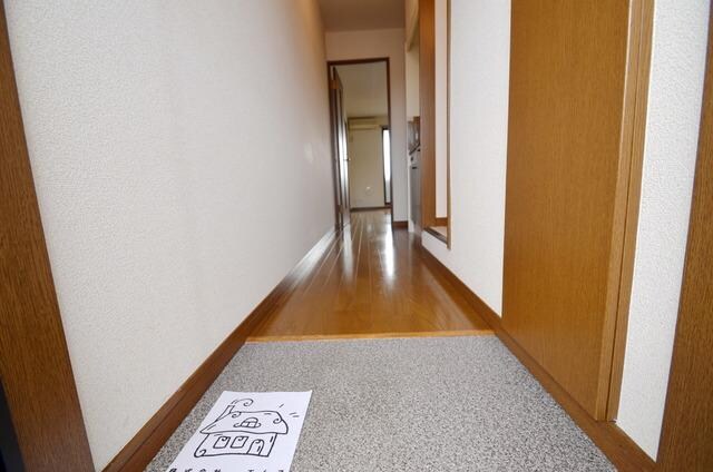 アンプルールフェールWindの物件内観写真