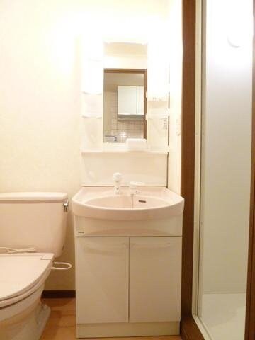 フローレス六番館913729の物件内観写真