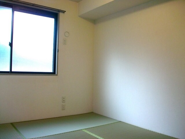 プリムヴェール 壱番館の物件内観写真