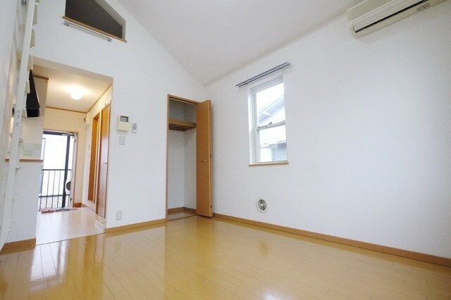 メゾンモデルノパドレの物件内観写真