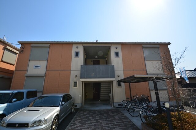 ガァルテンシュタットIIの物件外観写真