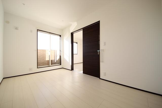 レジデンシア浦和皇山町の物件内観写真